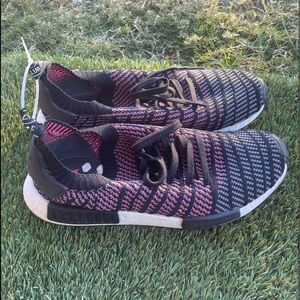 Men’s Adidas NMD R1 Sneakers sz 11.5